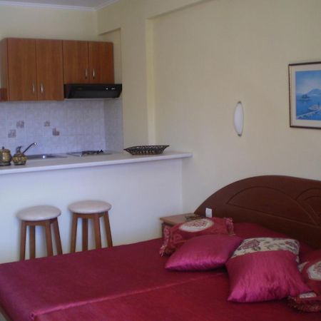 Damia Hotel Apts Sidari  Exterior photo