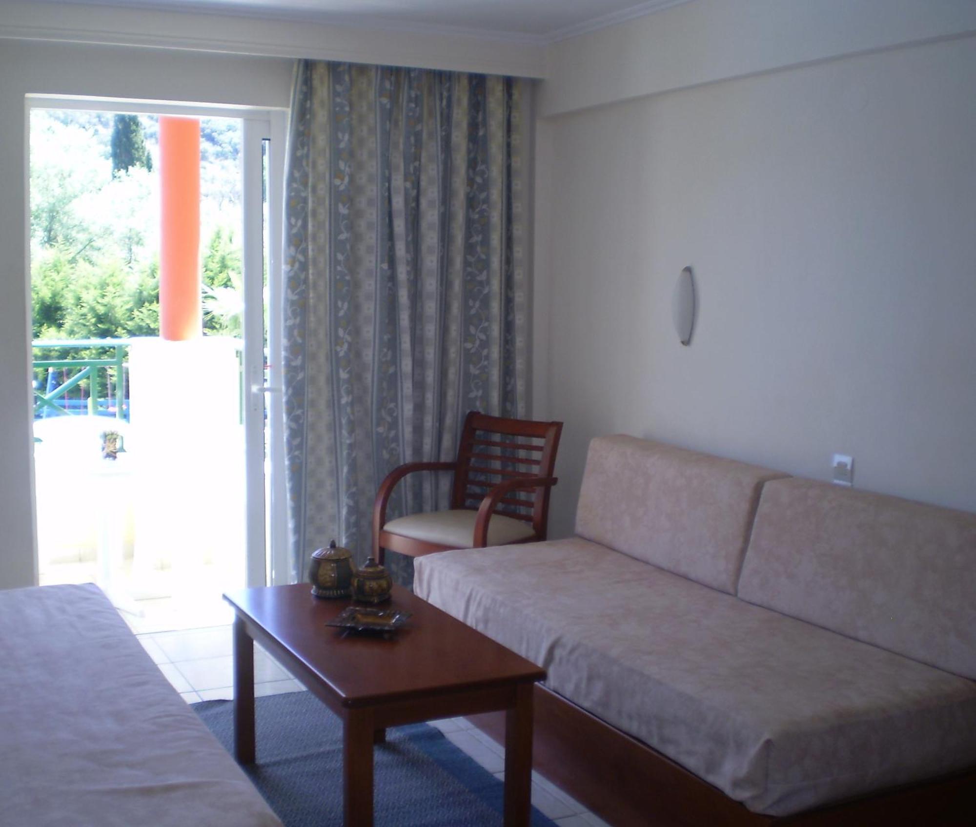 Damia Hotel Apts Sidari  Exterior photo
